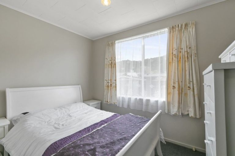 Photo of property in 252a Wellington Road, Wainuiomata, Lower Hutt, 5014