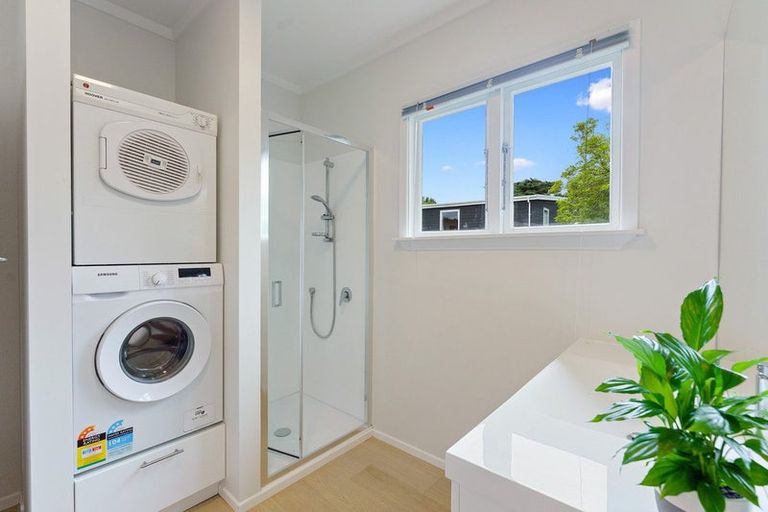 Photo of property in 323 Te Horo Beach Road, Te Horo Beach, Otaki, 5581