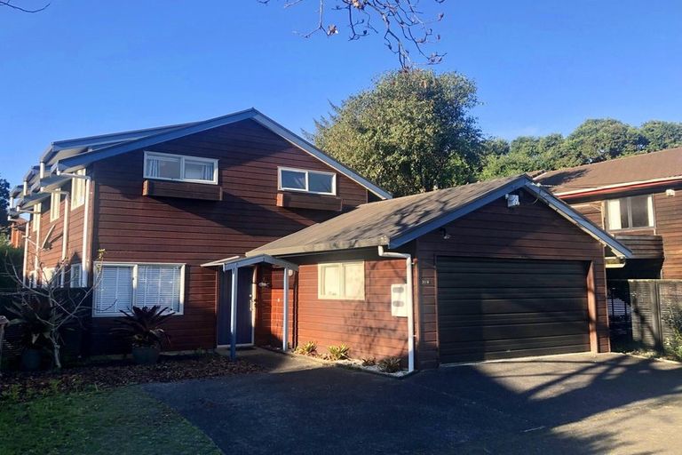 Photo of property in 2/20 Bracken Avenue, Takapuna, Auckland, 0622