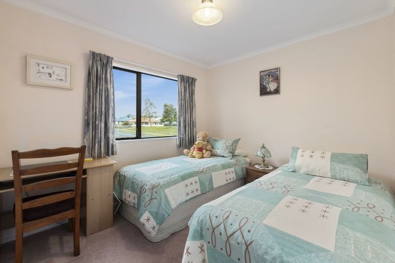 Photo of property in 30 Kiddle Drive, Hilltop, Taupo, 3330