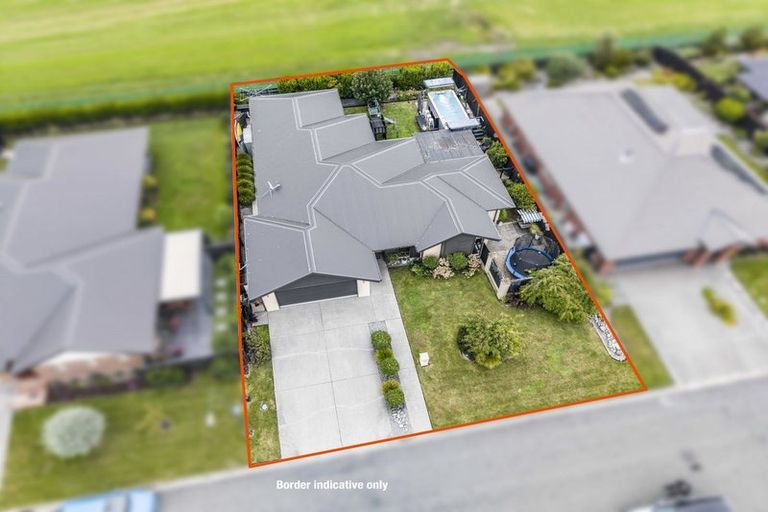 Photo of property in 13 Lancewood Way, Rangiora, 7400