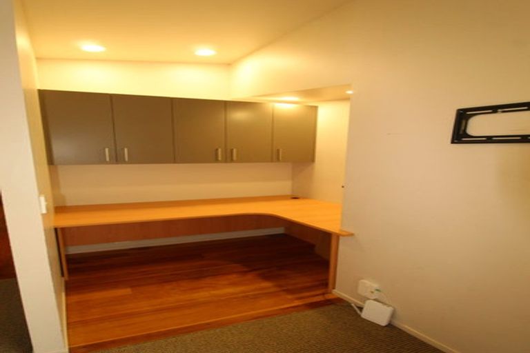 Photo of property in 37 Gledstane Road, Stanmore Bay, Whangaparaoa, 0932