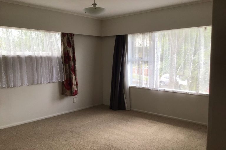 Photo of property in 33 Viewmont Drive, Harbour View, Lower Hutt, 5010