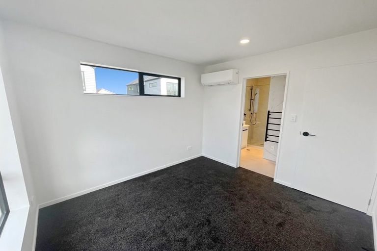 Photo of property in 3/2 Ayr Road, Pakuranga, Auckland, 2010