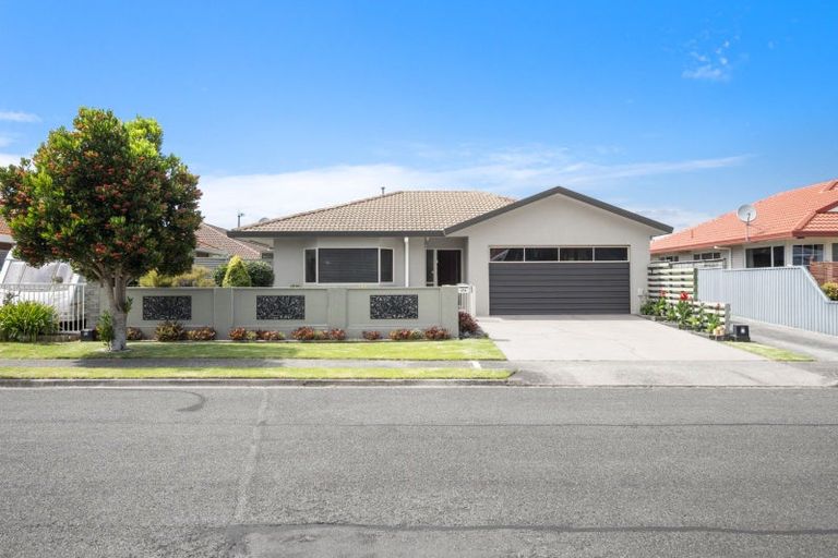 Photo of property in 57a Plateau Heights, Mount Maunganui, 3116