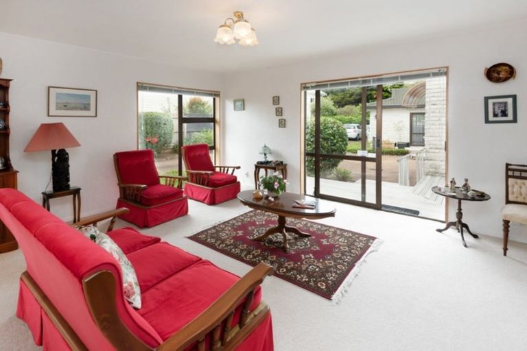 Photo of property in 1/230 Bucklands Beach Road, Bucklands Beach, Auckland, 2012