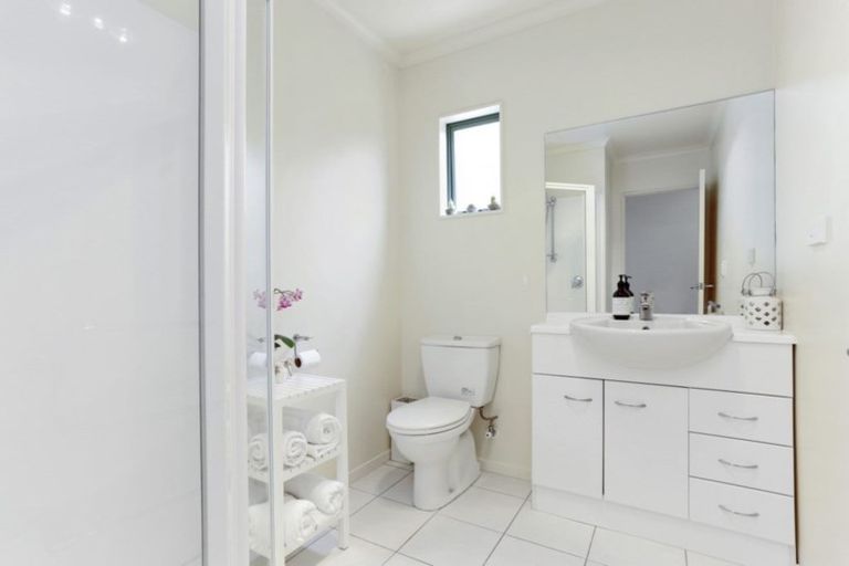 Photo of property in 2 Clea View, Gulf Harbour, Whangaparaoa, 0930