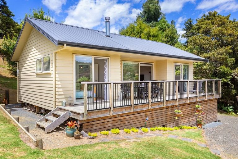 Photo of property in 381 Upper Waiwera Road, Puhoi, Silverdale, 0994