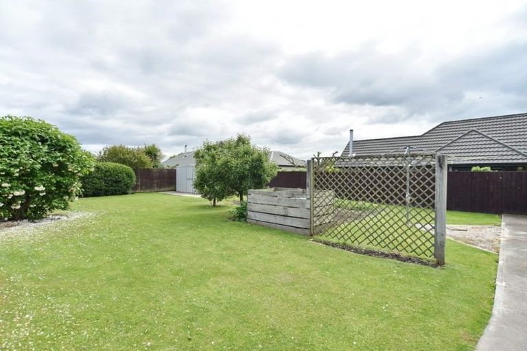 Photo of property in 14 Goodwood Close, Rangiora, 7400