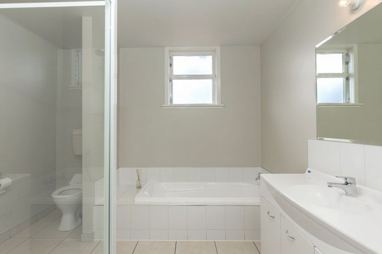 Photo of property in 90 Arthur Street, Blenheim, 7201