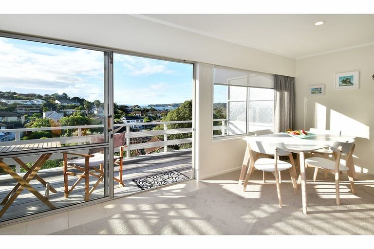 Photo of property in 18a Tower Hill, Stanmore Bay, Whangaparaoa, 0930