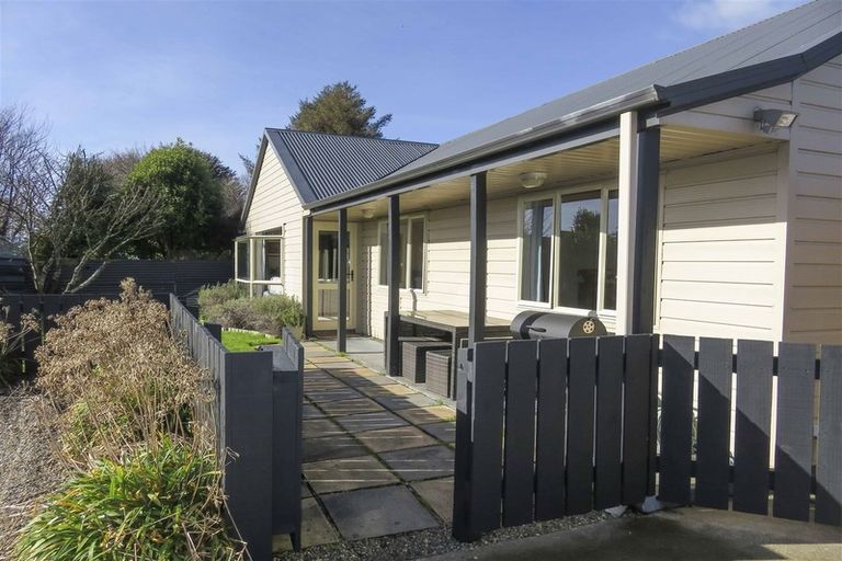 Photo of property in 35-37 Moa Street, Waikiwi, Invercargill, 9810