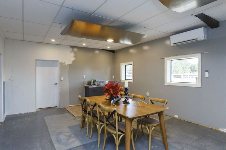 Photo of property in 480 Fitzherbert Road East, Aokautere, Palmerston North, 4471