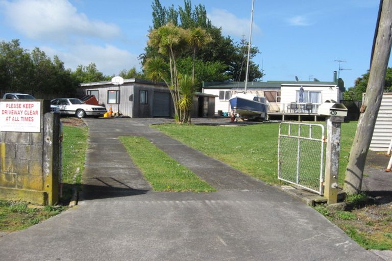 Photo of property in 10 York Street, Drury, 2113