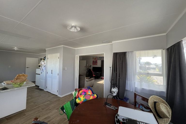 Photo of property in 41 Toi Street, Otaki Beach, Otaki, 5512