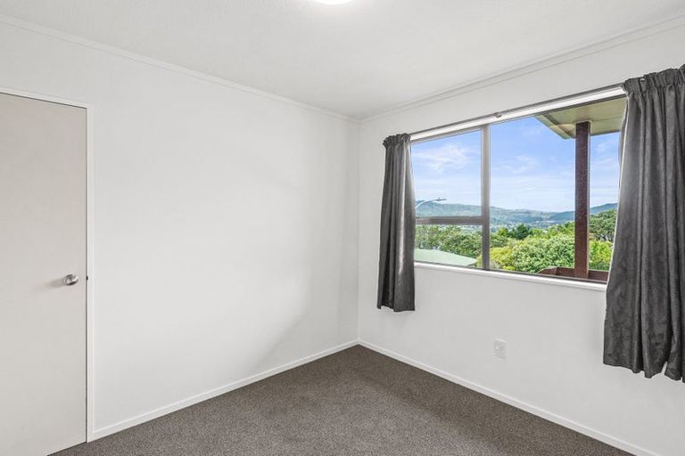 Photo of property in 18 Forglen Place, Tawa, Wellington, 5028