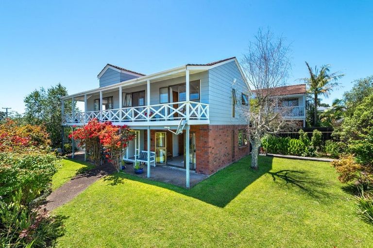 Photo of property in 136a Calliope Road, Stanley Point, Auckland, 0624