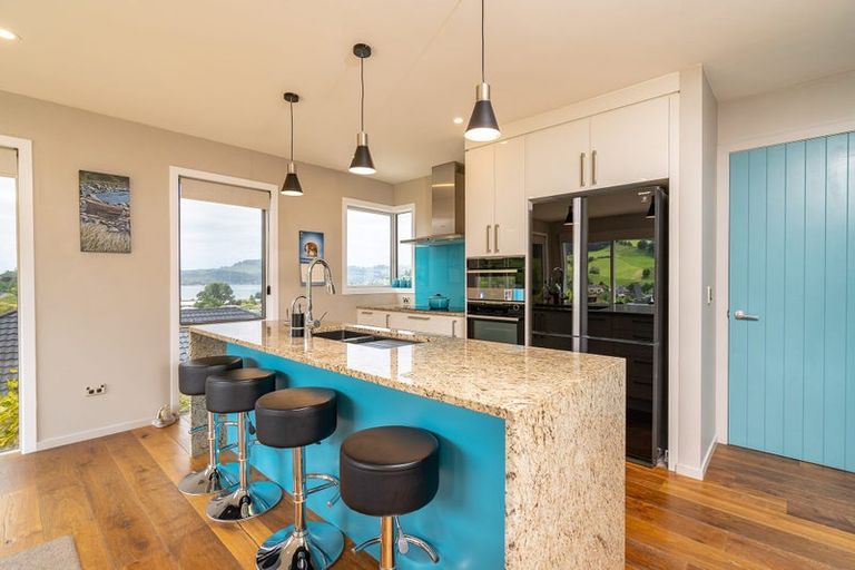 Photo of property in 19 Glendermid Close, Sawyers Bay, Port Chalmers, 9023