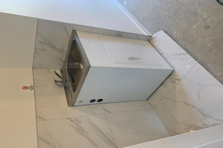 Photo of property in 117 Tiriwa Drive, Massey, Auckland, 0614