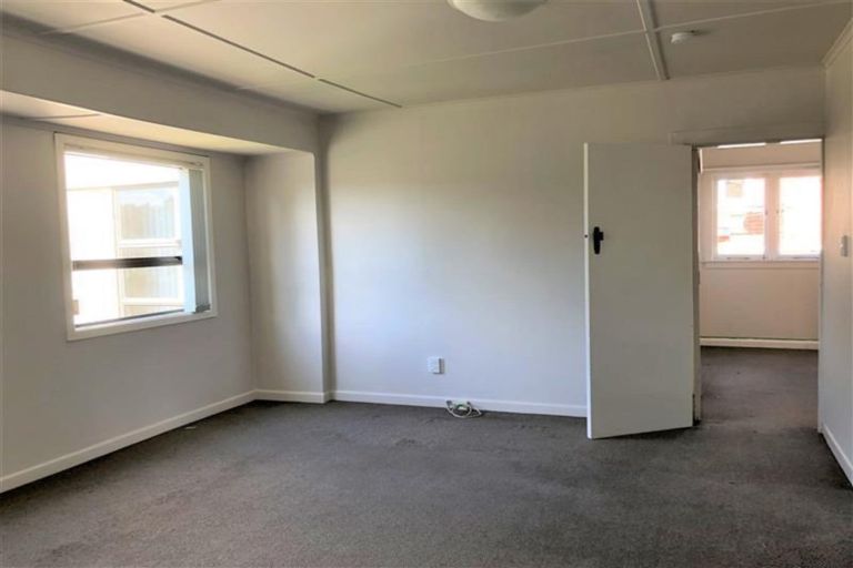 Photo of property in 17 Liverpool Street, Papakura, 2110