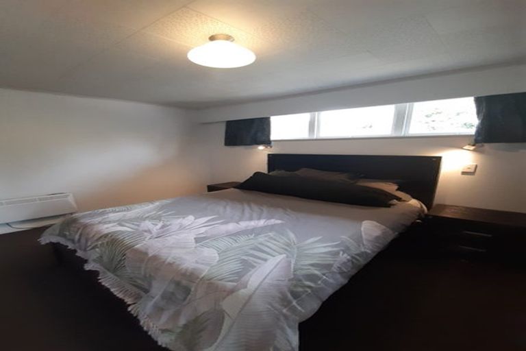 Photo of property in 9 Tirita Street, Kawaha Point, Rotorua, 3010