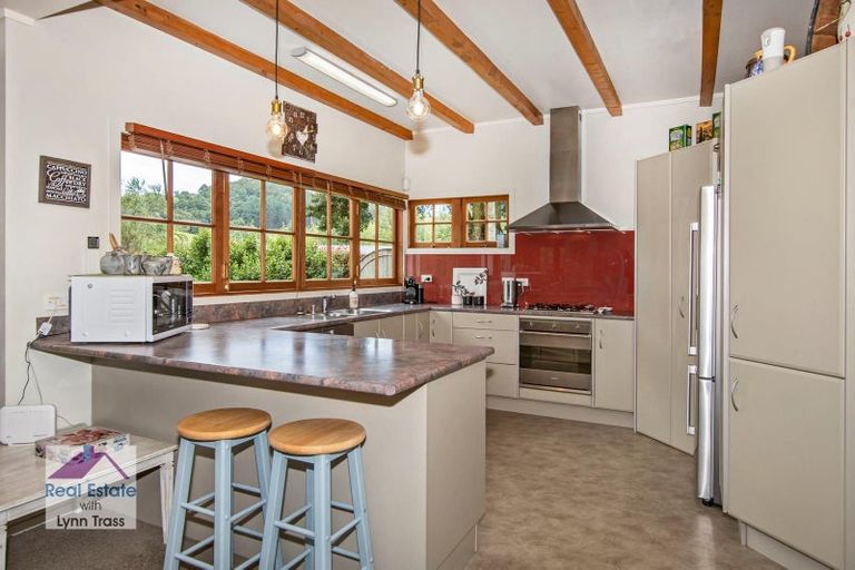 Photo of property in 304 Kara Road, Maungatapere, Whangarei, 0179