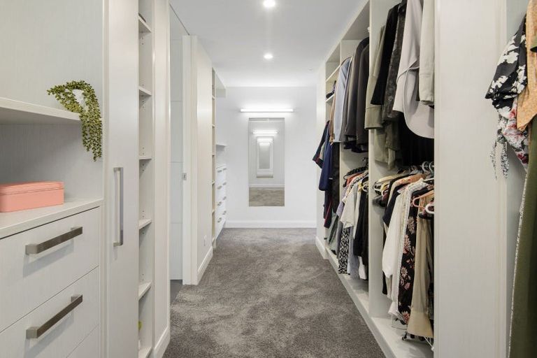 Photo of property in 17 Penhelig Place, Burnside, Christchurch, 8053