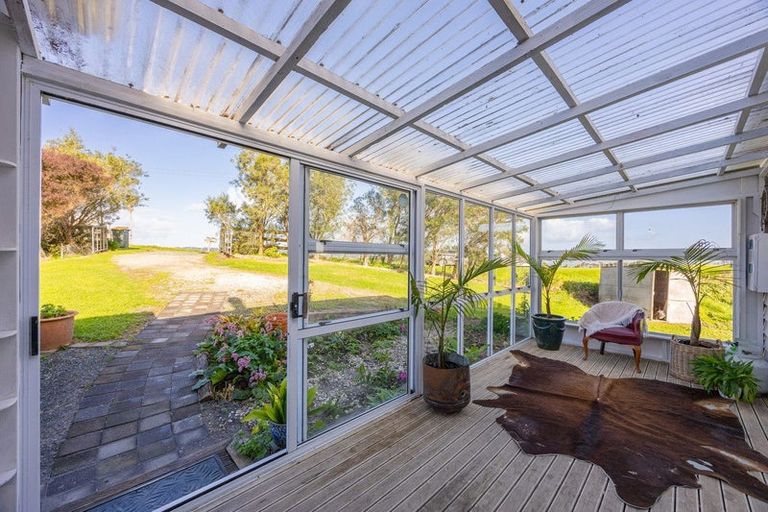 Photo of property in 176 Shegadeen Road, Wharehine, Wellsford, 0973