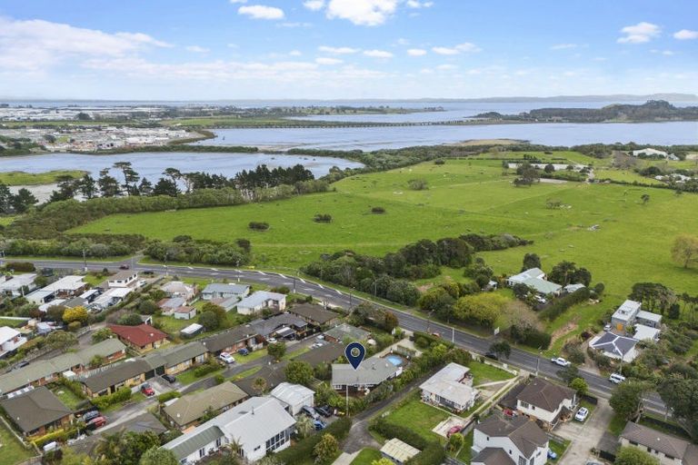 Photo of property in 97 Wallace Road, Mangere Bridge, Auckland, 2022
