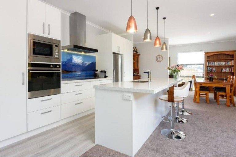 Photo of property in 8 Omapere Lane, Pyes Pa, Tauranga, 3112