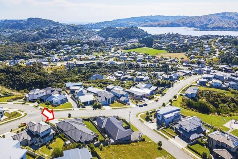 Photo of property in 53 Endeavour Drive, Whitby, Porirua, 5024