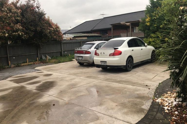 Photo of property in 74 Springs Road, Hornby, Christchurch, 8042