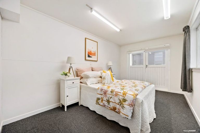Photo of property in 88 Victoria Road, Devonport, Auckland, 0624