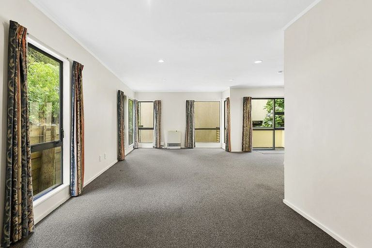 Photo of property in 31b Clutha Avenue, Khandallah, Wellington, 6035