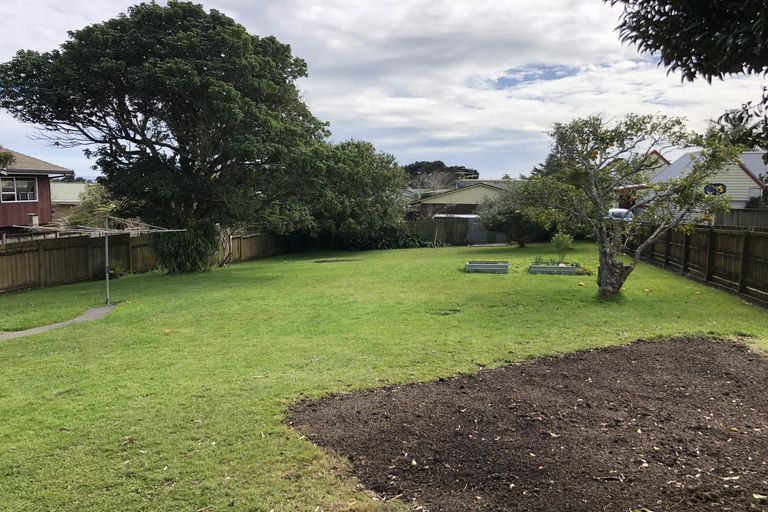 Photo of property in 38 Grande Vue Road, Hillpark, Auckland, 2102