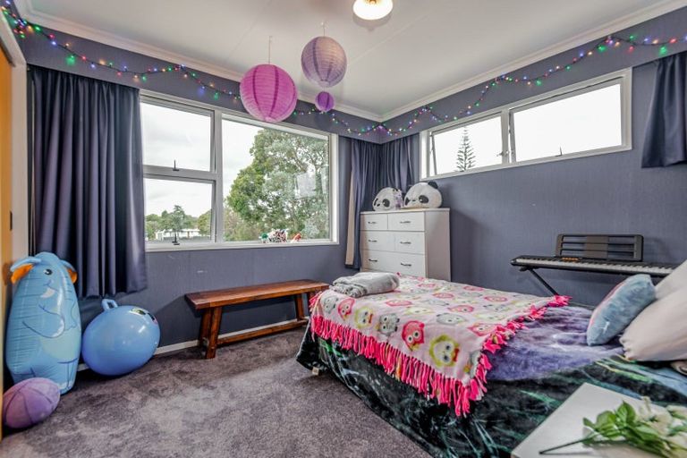 Photo of property in 9 John F Kennedy Drive, Milson, Palmerston North, 4414