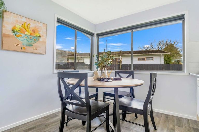 Photo of property in 15 Corilin Place, Mangakakahi, Rotorua, 3015