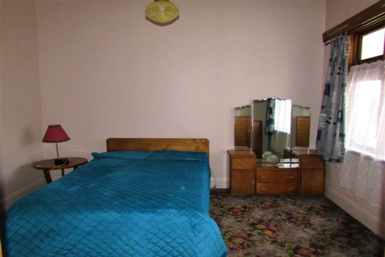 Photo of property in 16 Thompson Street, Greymouth, 7805