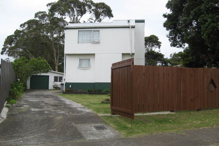 Photo of property in 4 Vimy Place, Mangere, Auckland, 2022