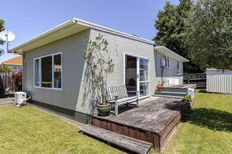 Photo of property in 4 Raleigh Street, Vogeltown, New Plymouth, 4310