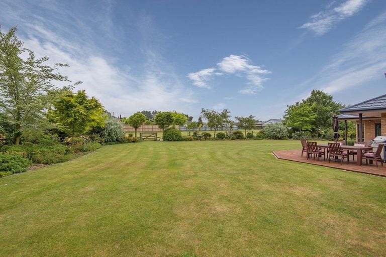 Photo of property in 28 Tawera Lane, Oxford, 7430