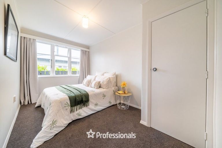 Photo of property in 17 Beth Street, Trentham, Upper Hutt, 5018