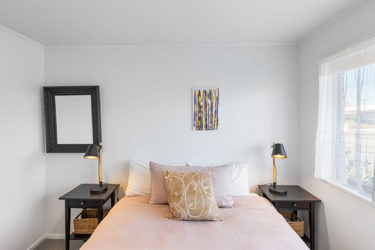 Photo of property in 1/41 Fulford Street, New Plymouth, 4310