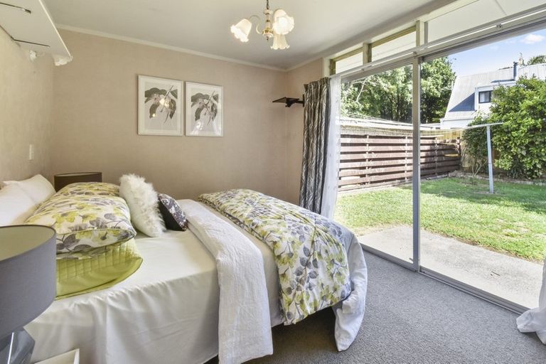 Photo of property in 1 Arthur Place, Opaheke, Papakura, 2113