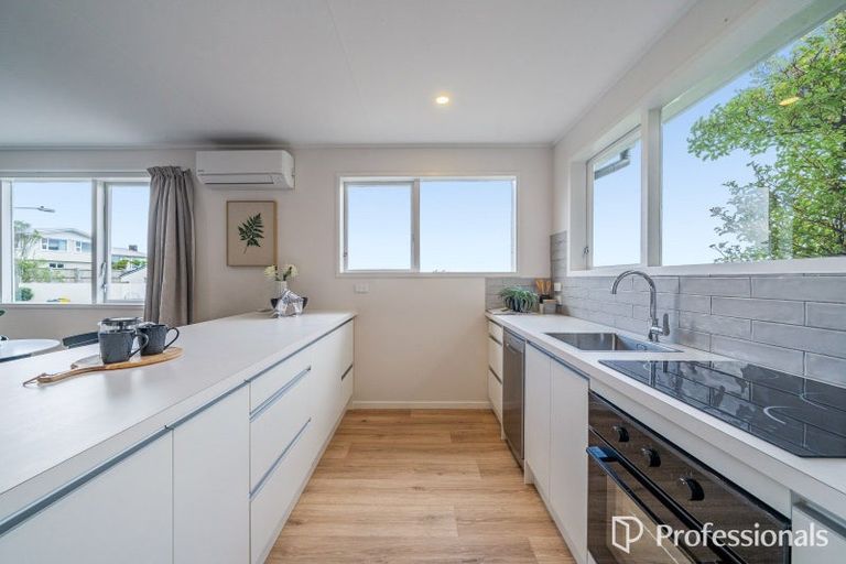 Photo of property in 56b Acacia Avenue, Maungaraki, Lower Hutt, 5010