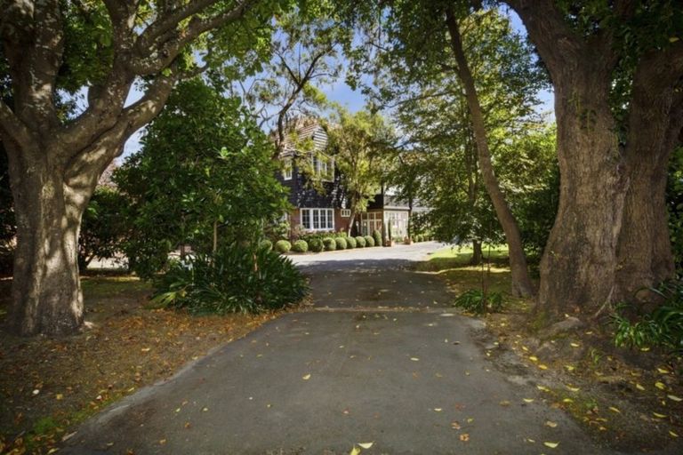 Photo of property in 8 Myrtle Street, Hutt Central, Lower Hutt, 5010