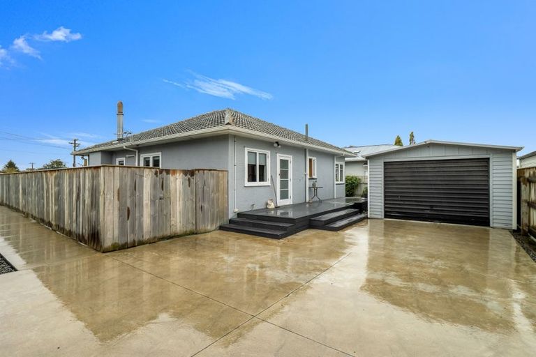 Photo of property in 43 Field Street, Aramoho, Whanganui, 4500