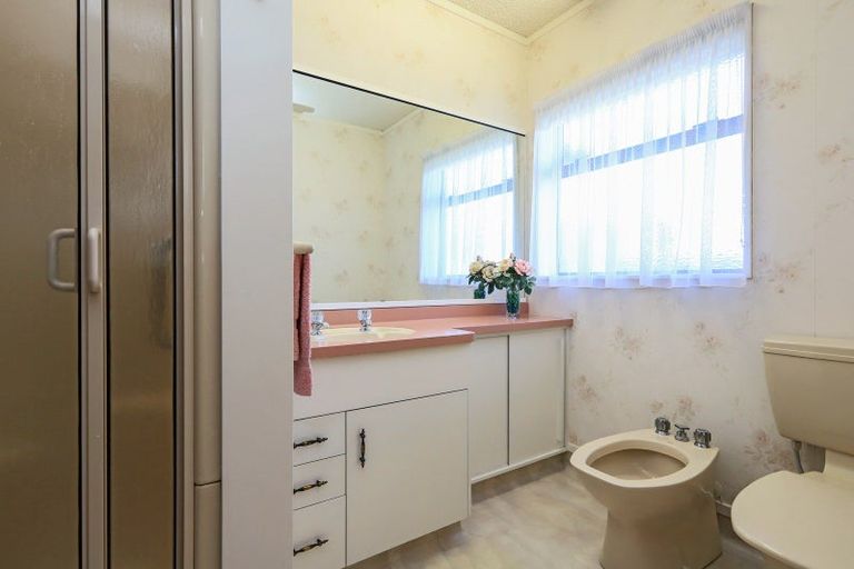 Photo of property in 4/52 Avondale Road, Taradale, Napier, 4112