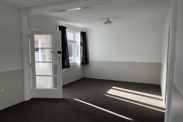 Photo of property in 94a Waikawa Road, Picton, 7220