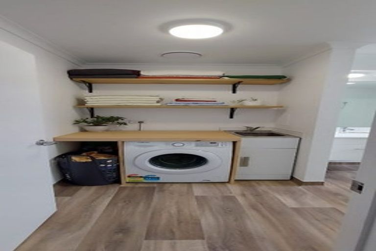 Photo of property in 13/18 Titoki Street, Te Atatu Peninsula, Auckland, 0610